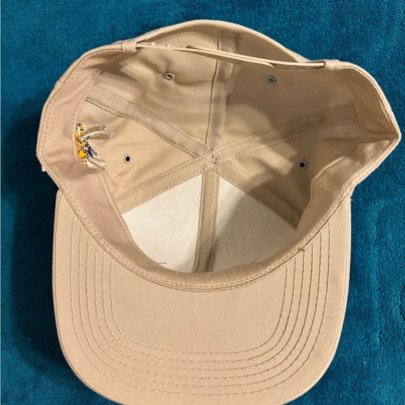 Source Unknown Beige Hornet Cap with Purple Logo - Picture 6 of 6